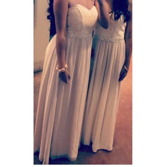 Long Cream Colored Dress - Picture 4 of 4